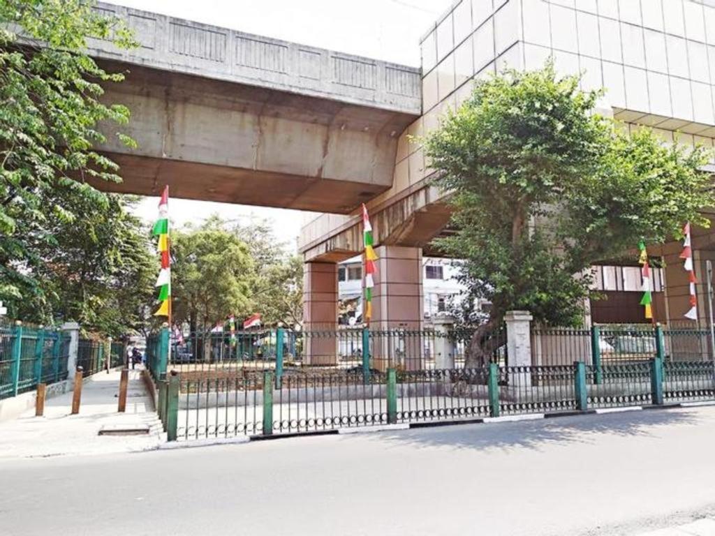 Oriental Residence Pasar Baru Yakarta Exterior foto